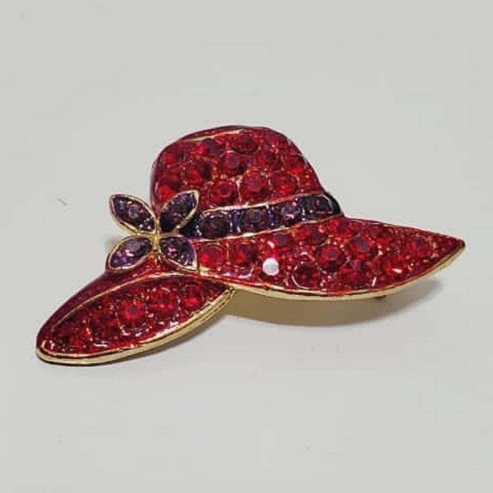 Vintage Rhinestone Crystal Red Hat Pin, Purple Bow Gold Tone Pin Brooch. 🌴